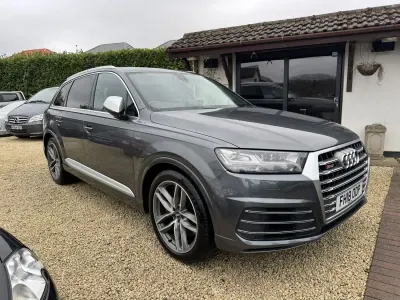 Usado Audi SQ7 Comfort 435 CV (319 kW) 2018 Gris SUV