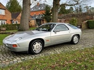 Used Porsche 928 320 HP (235 kW) 1988 Silver Coupe