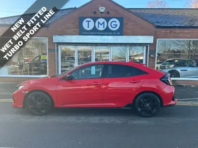 Käytetty Honda Civic Sport 126 HP (92 kW) 2019 Punainen Viistoperä