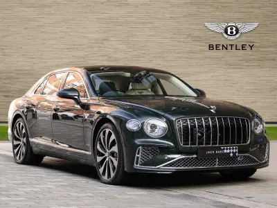 New Bentley Flying Spur 2026 Cumbrian green Sedan