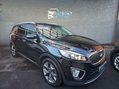 Black Used 2016 Kia Sorento SUV | £11,450 (Fair price)