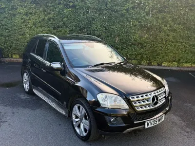 Usado Mercedes ML320 2009 Preto SUV