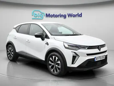 Second-hand Renault Captur Evolution 160 CP (117 kW) 2025 Alb SUV