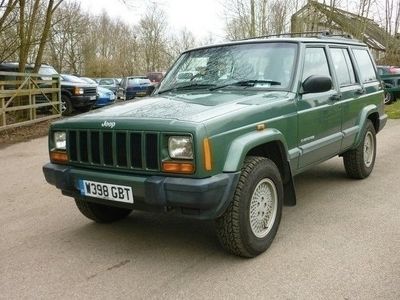 Used 2000 Jeep Cherokee SUV | £1,800