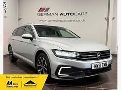 Begagnad VW Passat GTE 218 HK (160 kW) 2021 Silver Kombi