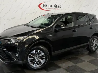 Used Toyota RAV4 Business Edition 197 HP (144 kW) 2017 Black SUV