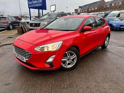 Used Ford Focus Zetec 100 HP (73 kW) 2019 Red Hatchback