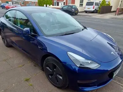 Used Tesla Model 3 Long Range RWD 366 kW (498 HP) 2023 Blue Sedan