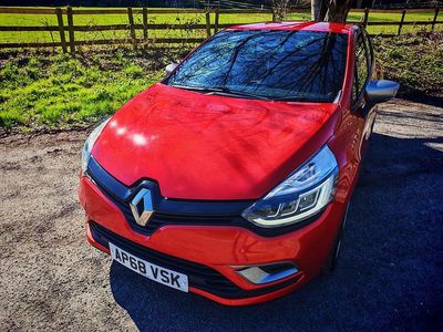 Used Renault Clio IV GT-Line 90 HP (66 kW) 2019 Red Hatchback