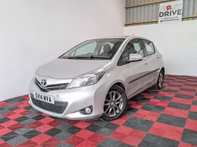Used Toyota Yaris 2014 Silver Hatchback