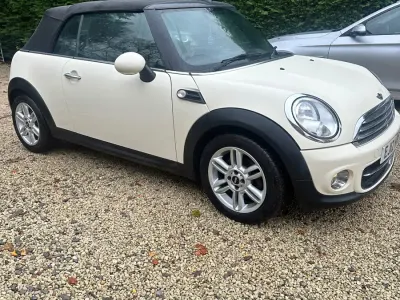 Begagnad Mini Cooper Cabriolet