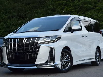 Used Toyota Alphard Executive 2024 White MPV