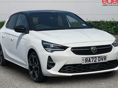 Used Vauxhall Corsa Ultimate 131 HP (96 kW) 2023 White Hatchback