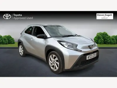 Used Toyota Aygo X PURE 72 HP (52 kW) 2023 Silver SUV