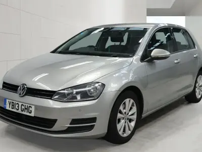 Used VW Golf VII SE 105 HP (77 kW) 2013 Silver Hatchback
