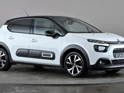 Używany Citroën C3 PureTech 110 KM (80 kW) 2023 Biały Hatchback