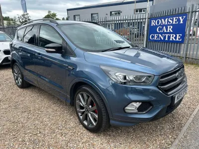 Second-hand Ford Kuga ST-Line 150 CP (110 kW) 2019 Albastru SUV