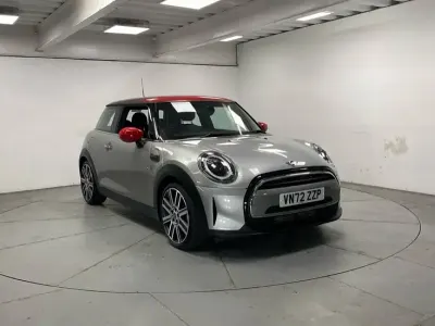 Used Mini Cooper Exclusive 134 HP (98 kW) 2023 Silver Hatchback