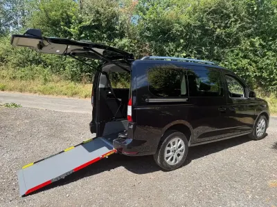 Used Ford Tourneo Connect Titanium 122 HP (89 kW) 2025 Black MPV