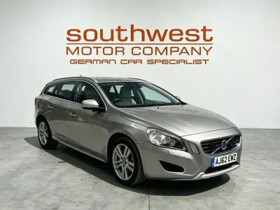 Used Volvo V60 SE Lux 215 HP (158 kW) 2012 Gold Estate
