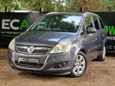 Used Vauxhall Zafira Design Edition 115 HP (84 kW) 2010 Grey MPV