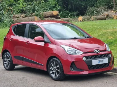 Używany Hyundai i10 Premium 87 KM (63 kW) 2017 Czerwony Hatchback
