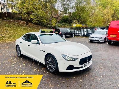 White Used 2015 Maserati Ghibli Sedan | £9,700 (Fair price)