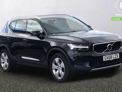 Second-hand Volvo XC40 Momentum 156 CP (114 kW) 2019 Negru SUV