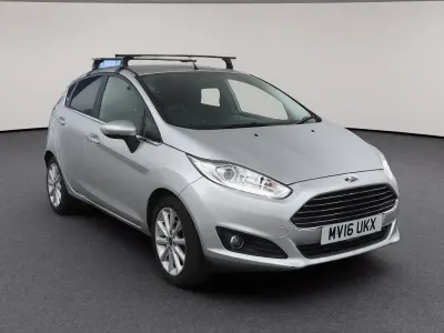 Used Ford Fiesta Titanium 105 HP (77 kW) 2016 Silver Hatchback