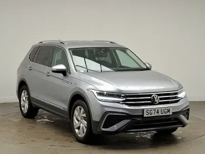 Used VW Tiguan Allspace Life 150 HP (110 kW) 2024 Silver SUV