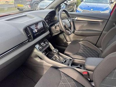 Used Skoda Karoq SportLine 150 HP (110 kW) 2025 Velvet red metallic SUV