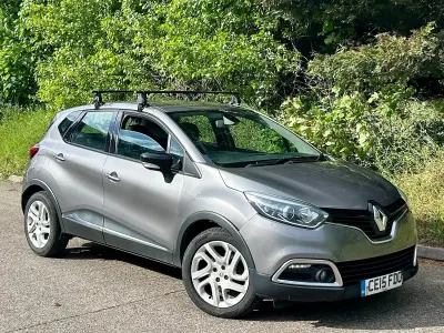 Used Renault Captur Dynamique 90 HP (66 kW) 2015 Grey SUV