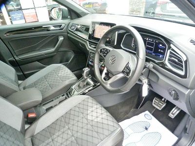 Usado VW T-Roc R-line 150 HP (110 kW) 2022 Cinzento SUV