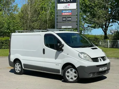 Używany Renault Trafic 115 KM (84 kW) 2012 Biały Minivan