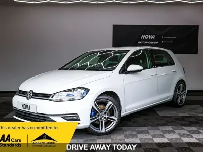 Used VW Golf VII GT 150 HP (110 kW) 2018 White Hatchback