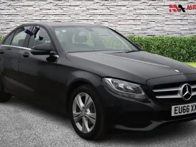 Usado Mercedes C200 Executive 136 HP (100 kW) 2016 Preto Sedan
