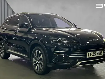 Used BYD Seal U Comfort 218 HP (160 kW) 2025 Black SUV