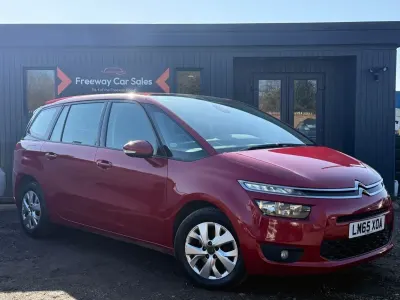 Używany Citroën Grand C4 Picasso PureTech 130 KM (95 kW) 2015 Czerwony Minivan