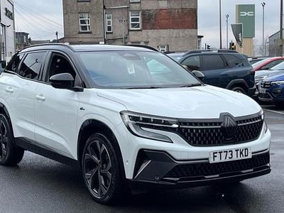 Used Renault Austral Iconic Esprit Alpine 200 HP (147 kW) 2024 White  SUV