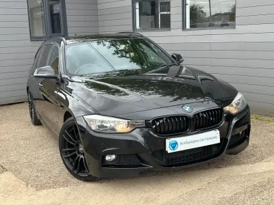 Usado BMW 320 M Sport 2013 Negro Familiar