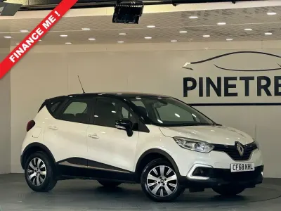 Used Renault Captur Play 90 HP (66 kW) 2019 White SUV