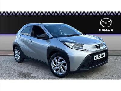 Used Toyota Aygo X PURE 72 HP (52 kW) 2022 Silver SUV