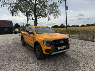 Used Ford Ranger Wildtrack 240 HP (176 kW) 2023 Orange Pickup
