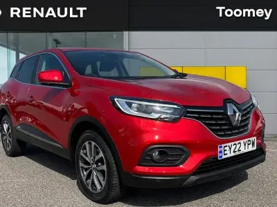 Begagnad Renault Kadjar Iconic 140 HK (102 kW) 2021 Röd SUV
