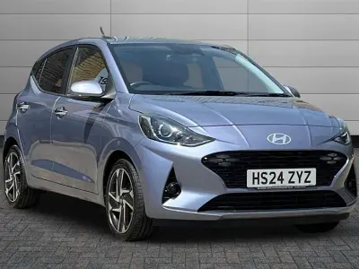 Used Hyundai i10 Premium 79 HP (58 kW) 2024 Blue Hatchback