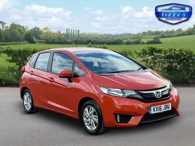 Używany Honda Jazz SE 102 KM (75 kW) 2016 Pomarańczowy Hatchback