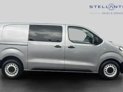 Używany Citroën Dispatch 175 KM (128 kW) 2024 Szary Minivan