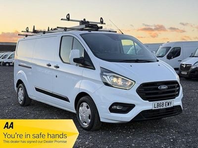 White Used 2019 Ford Transit Custom Trend Van | £9,795 (Super price)