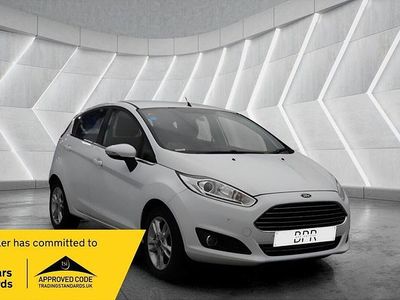 Used Ford Fiesta Zetec 2016 White Hatchback
