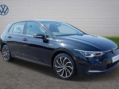 Used VW Golf VII 150 HP (110 kW) 2021 Hatchback